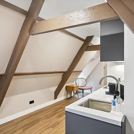 Limehome Nieuwstraat * Χάγη